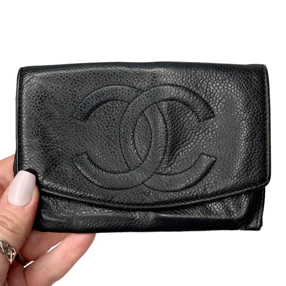 Authentic CHANEL Black Caviar Leather Timeless CC Vintage Pouch Wallet